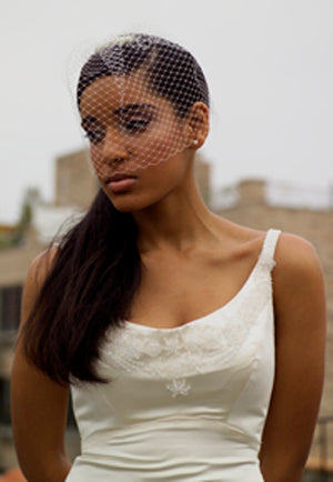 Basic Mini Birdcage Veil – Artikal Handcrafted Millinery