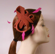 Load image into Gallery viewer, Velour Free Form Fascinator with Coque Feathers