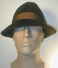Load image into Gallery viewer, Velour Fedora with Grosgrain Band and Accent