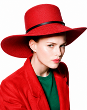 Load image into Gallery viewer, Panama large brim hat with leather band and silver accent