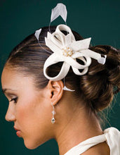 Load image into Gallery viewer, Velour Sculpture Fascinator with coque Feathers and Pearl Brooch