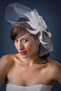 High Fashion Scallop Birdcage Veil with Coque Feathers with Rhinestone Brooch Center