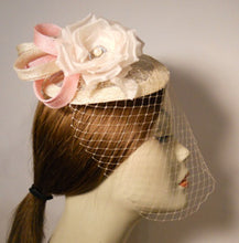 Load image into Gallery viewer, Sinimay Fascinator with Face Veil and Flower Accent