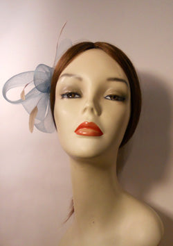 Handcrafted horsehair/ Crinoline Wedding good Bridal Fascinator headpiece with feathers