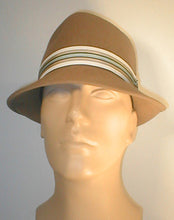 Load image into Gallery viewer, Fur Felt Tear Drop Fedora with Stripped Band and Silver Buckle
